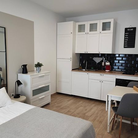 Agostini - Self Check-In Studios - Free Gated Parking On Site Риека Экстерьер фото