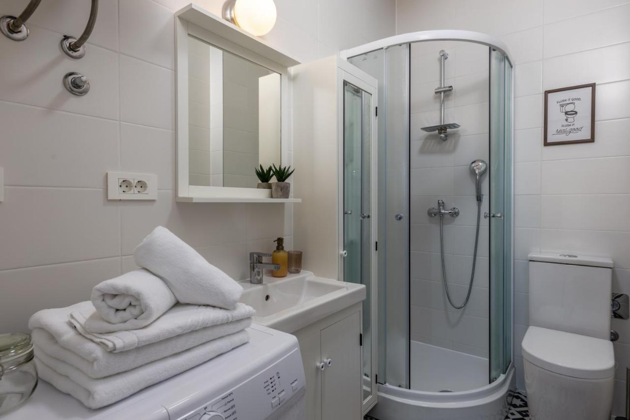 Agostini - Self Check-In Studios - Free Gated Parking On Site Риека Экстерьер фото