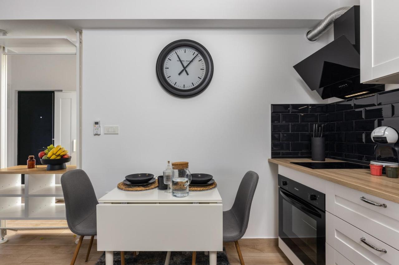 Agostini - Self Check-In Studios - Free Gated Parking On Site Риека Экстерьер фото