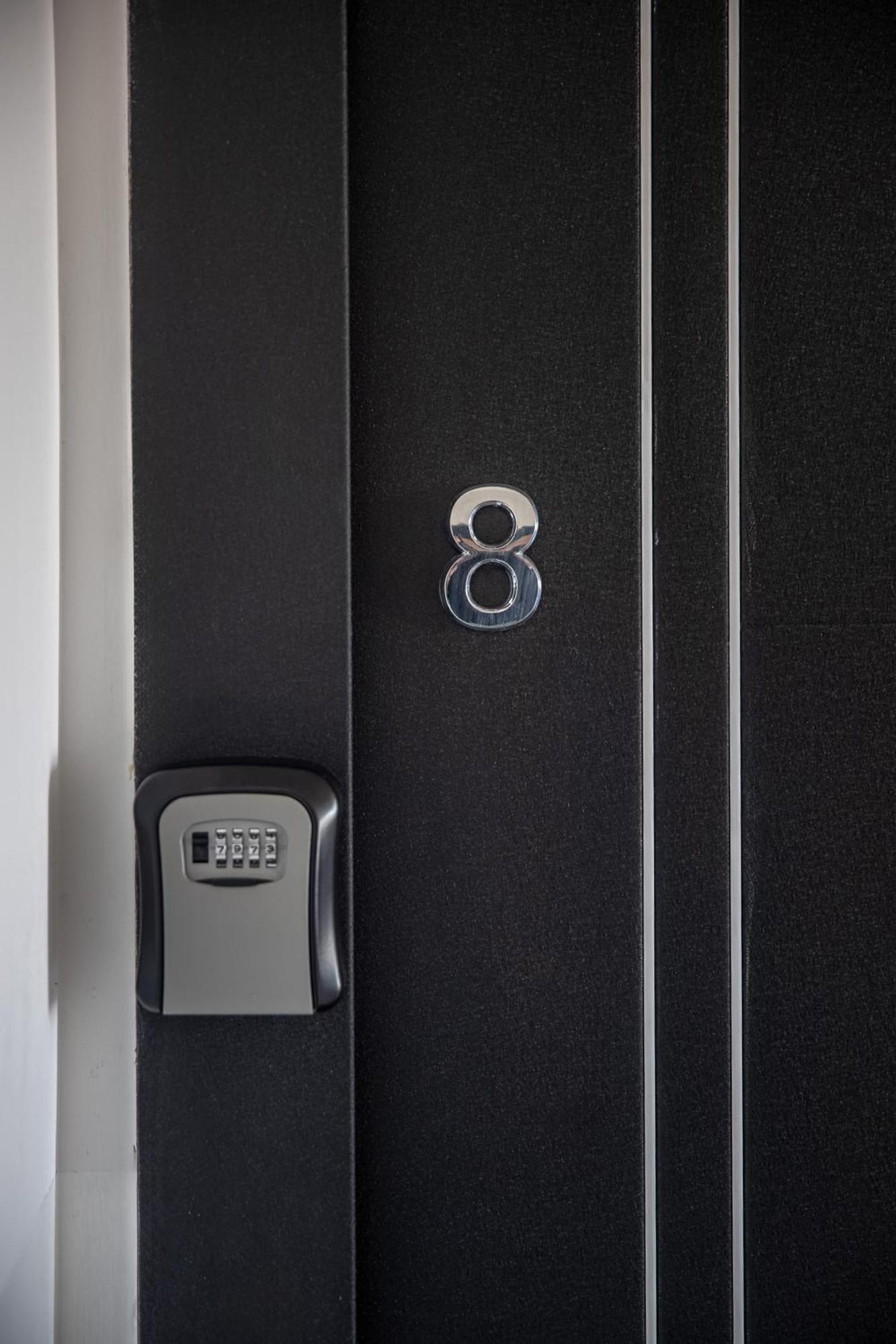 Agostini - Self Check-In Studios - Free Gated Parking On Site Риека Экстерьер фото