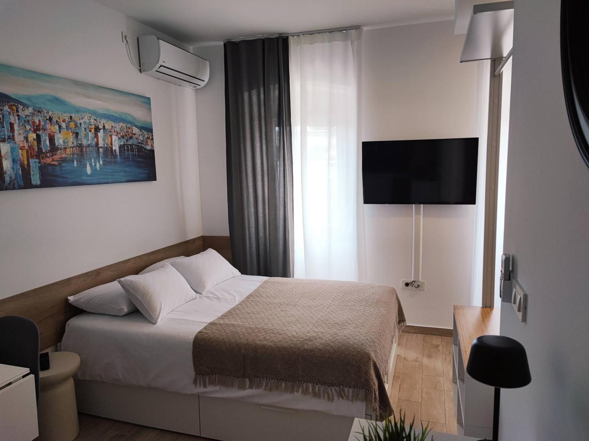 Agostini - Self Check-In Studios - Free Gated Parking On Site Риека Экстерьер фото